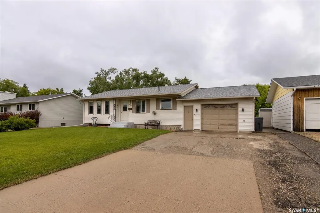 507 Dennis Street Esterhazy SK S0A 0X0
