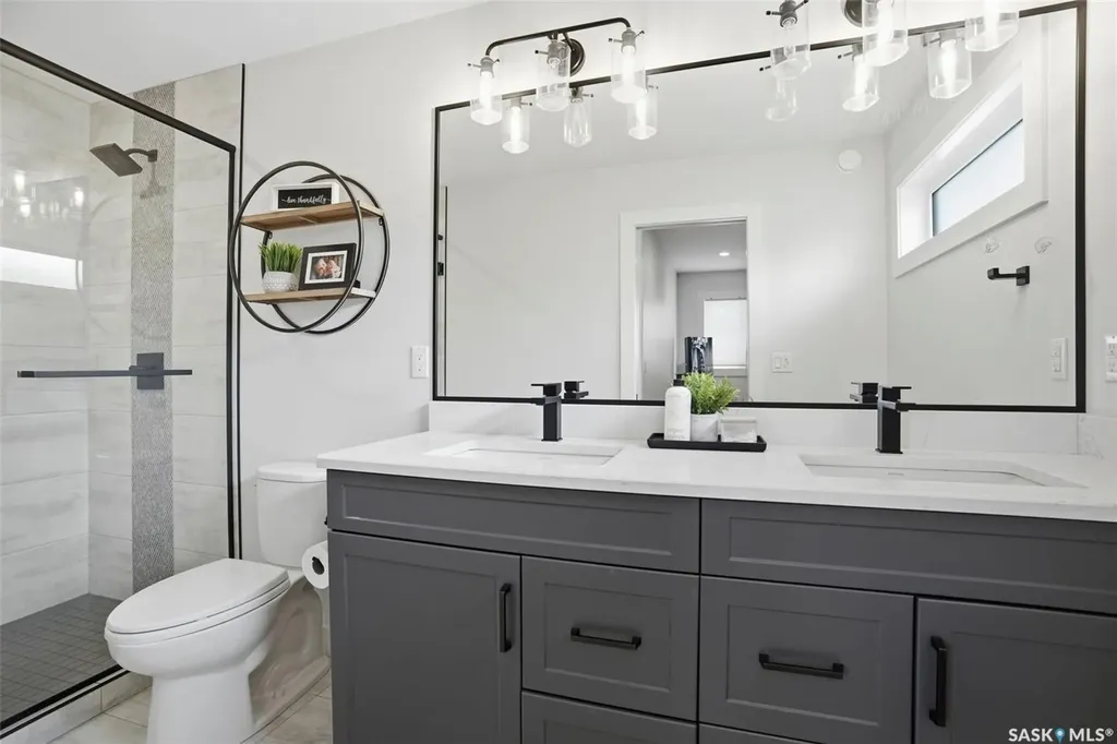 250 Skopik Crescent Saskatoon SK S7V 0V7