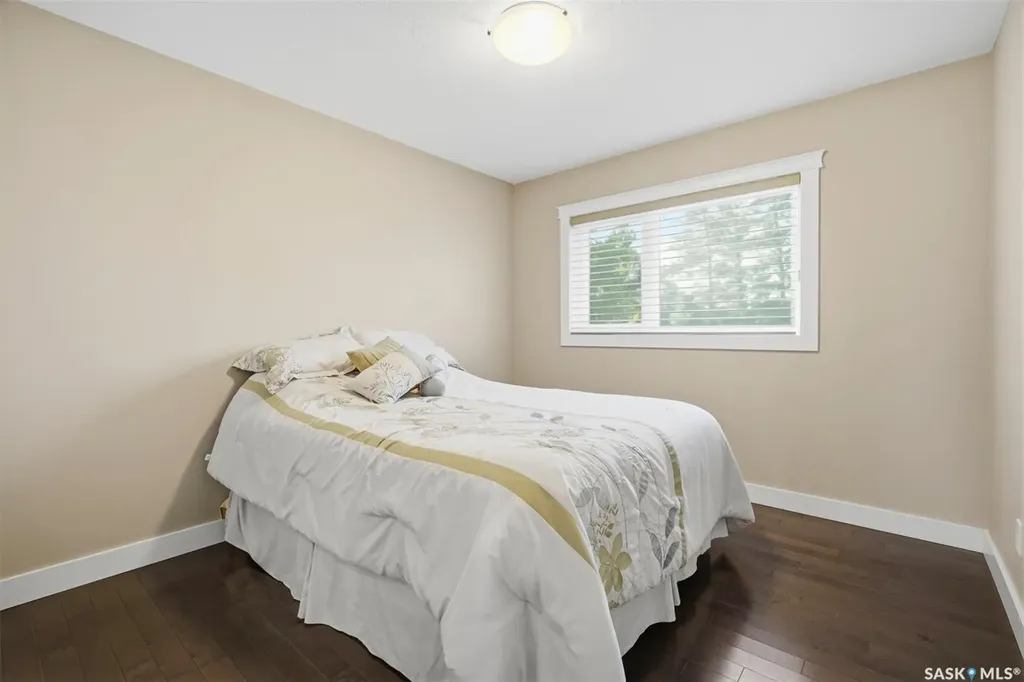 522 Atton Lane Saskatoon SK S7W 0K6