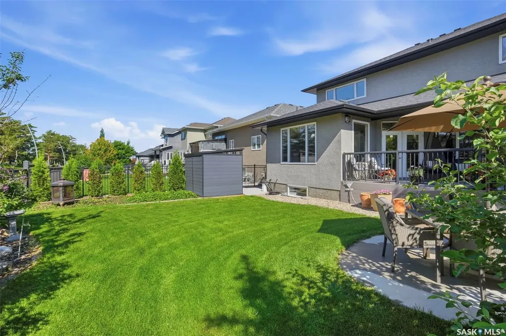 522 Atton Lane Saskatoon SK S7W 0K6