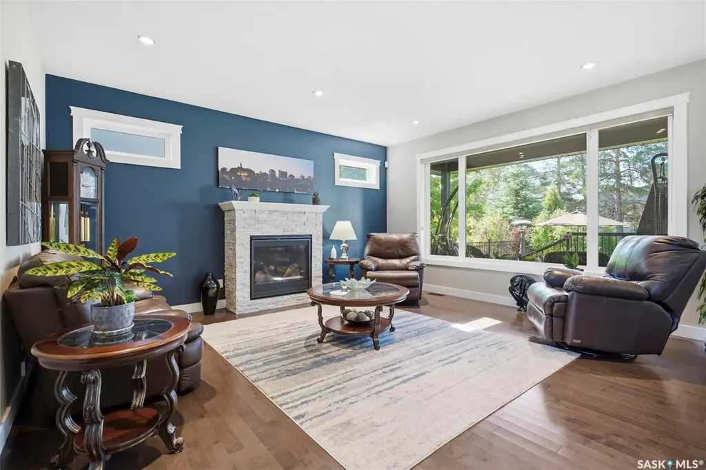 522 Atton Lane Saskatoon SK S7W 0K6