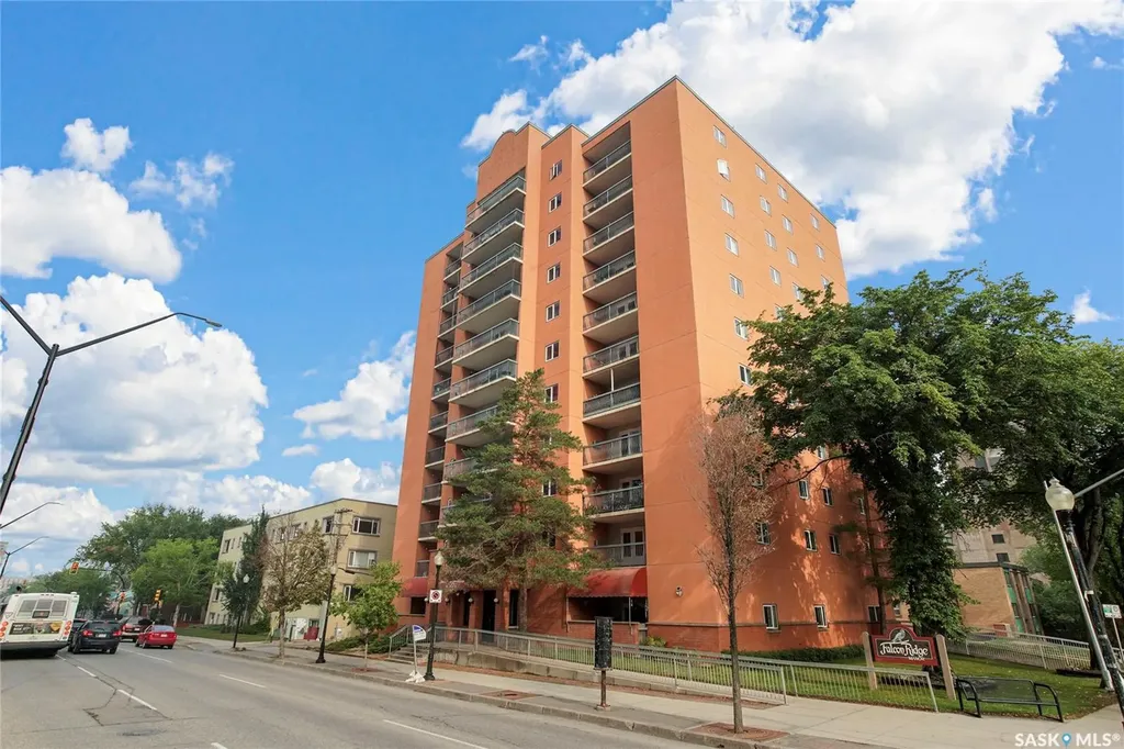 405 5th Avenue N Saskatoon SK S7K 6Z3