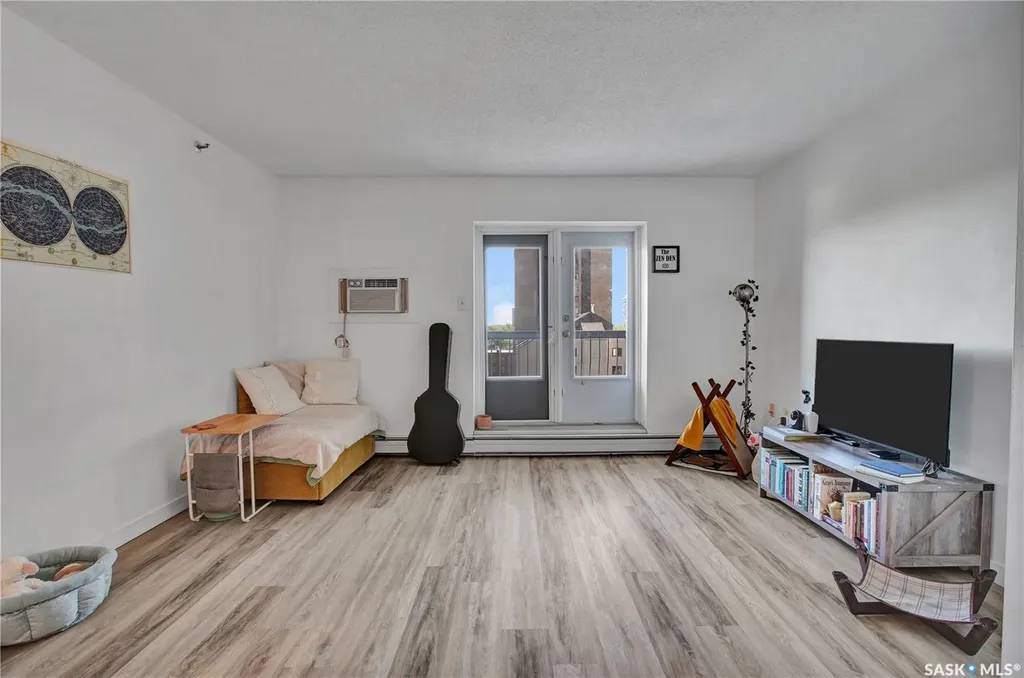 405 5th Avenue N Saskatoon SK S7K 6Z3