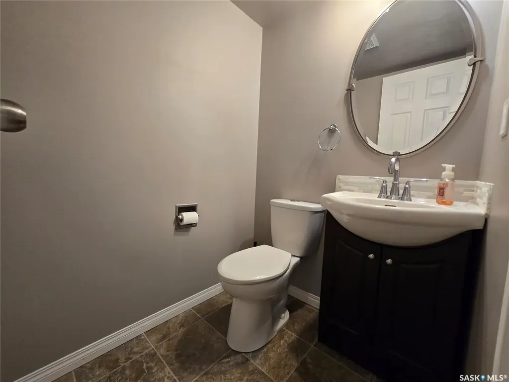 331 Pendygrasse Road Saskatoon SK S7M 4R3