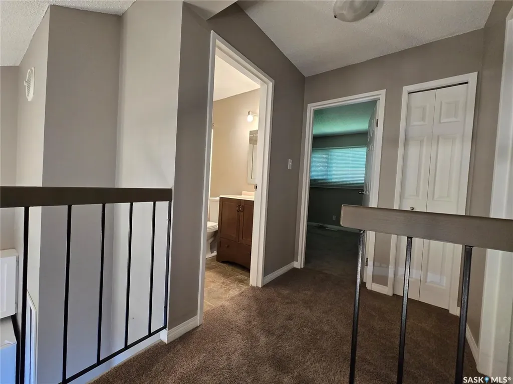 331 Pendygrasse Road Saskatoon SK S7M 4R3