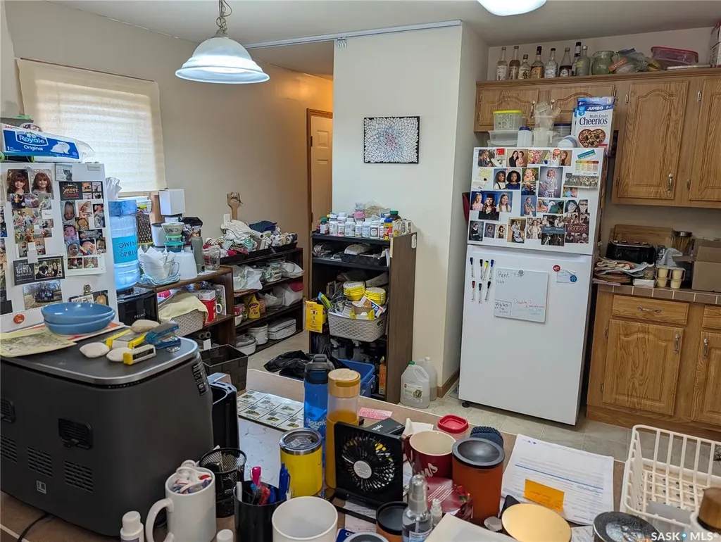 1295 9th Avenue NE Moose Jaw SK S6J 1C5