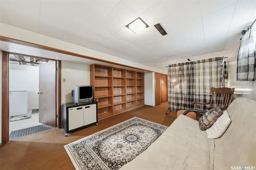 416 22nd Street W Prince Albert SK S6V 4K6