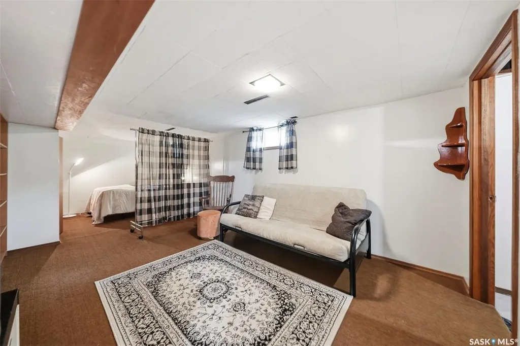 416 22nd Street W Prince Albert SK S6V 4K6
