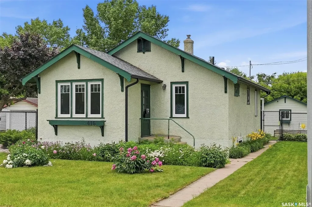 416 22nd Street W Prince Albert SK S6V 4K6