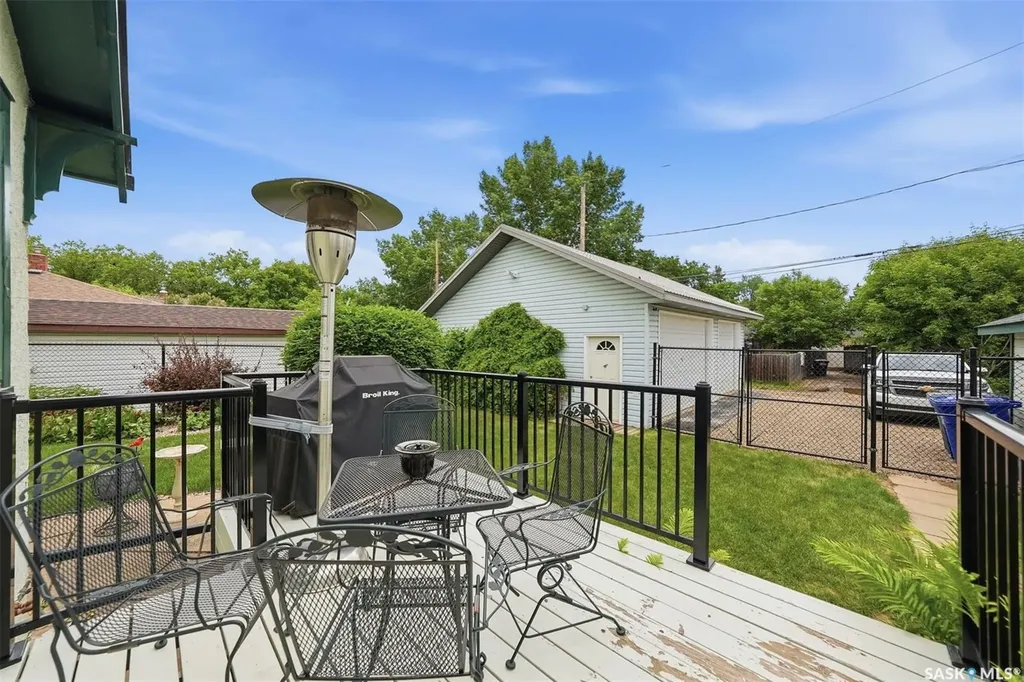 416 22nd Street W Prince Albert SK S6V 4K6