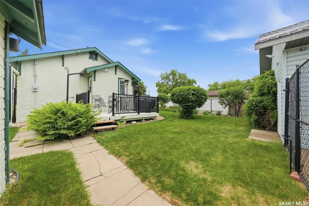 416 22nd Street W Prince Albert SK S6V 4K6
