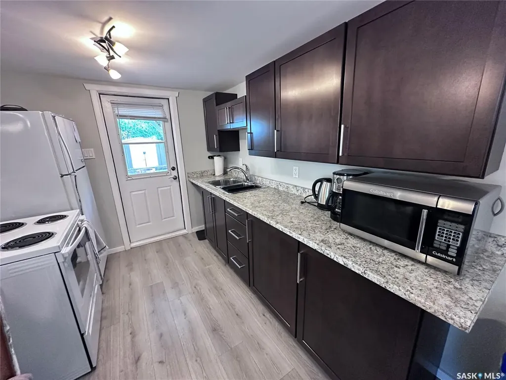 921 Joseph Crescent Cochin SK S0M 0L0