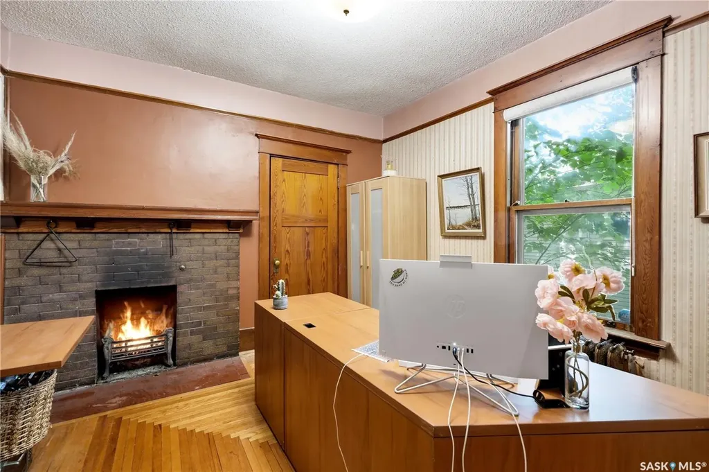 606 Bedford Road Saskatoon SK S7L 0E8