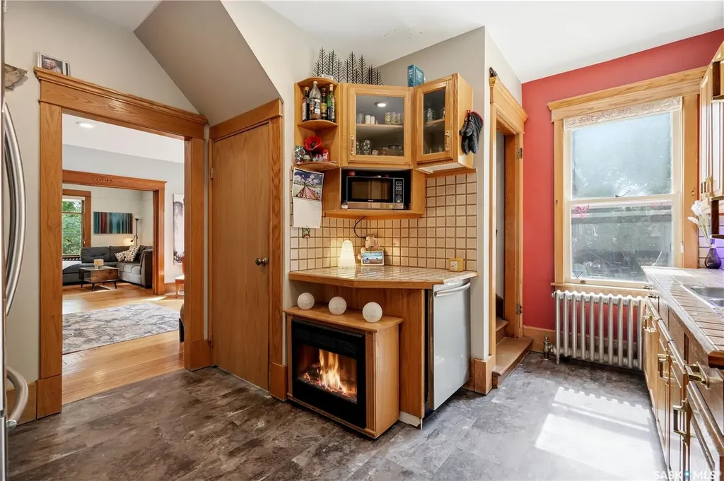 606 Bedford Road Saskatoon SK S7L 0E8