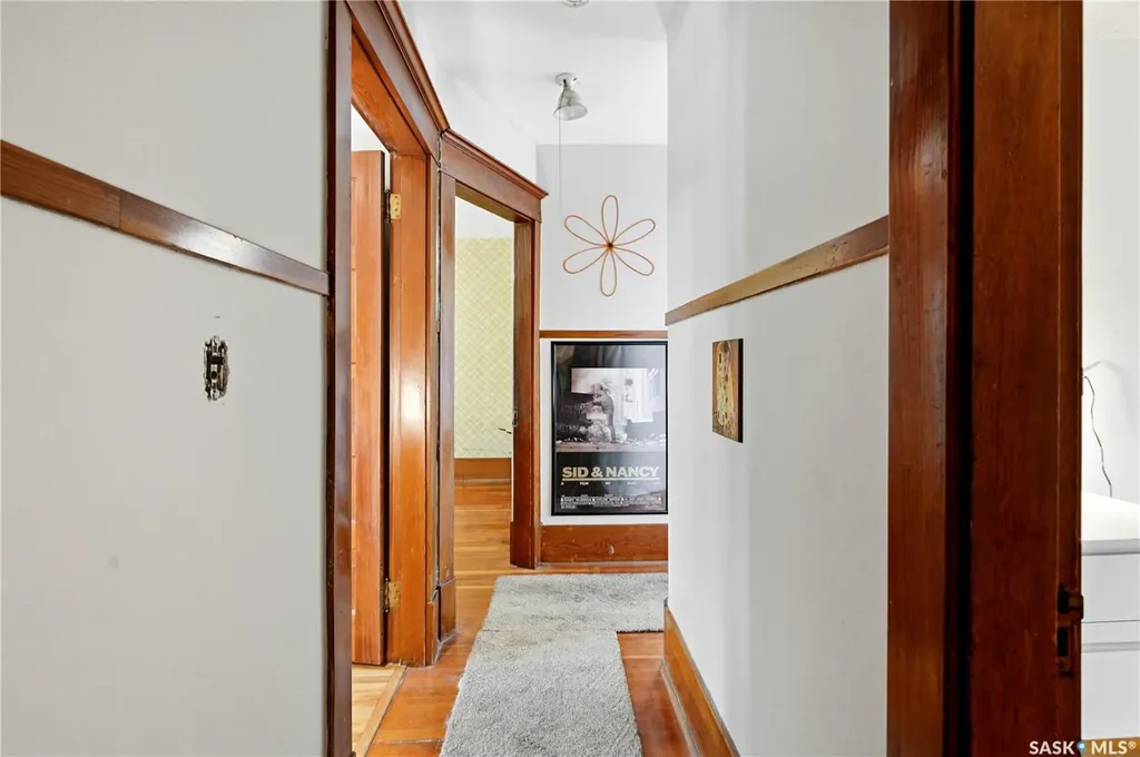 606 Bedford Road Saskatoon SK S7L 0E8