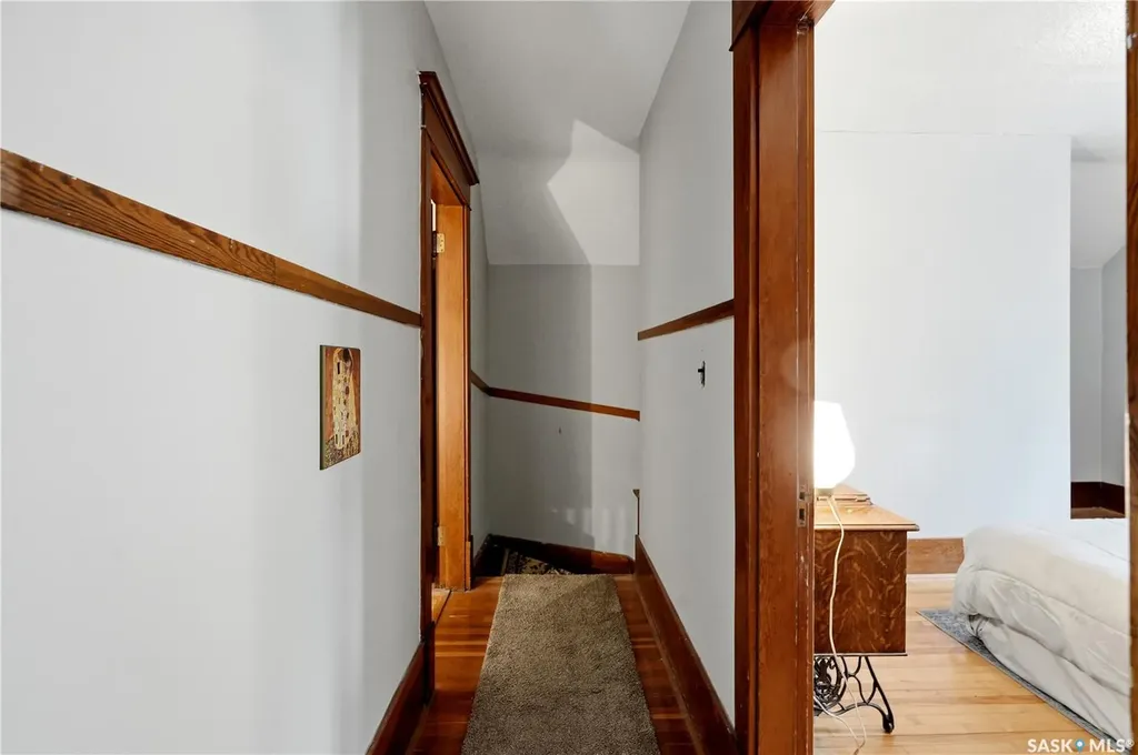 606 Bedford Road Saskatoon SK S7L 0E8