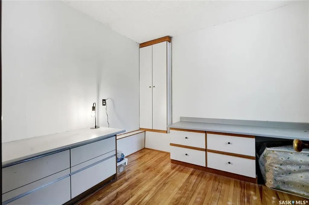 606 Bedford Road Saskatoon SK S7L 0E8