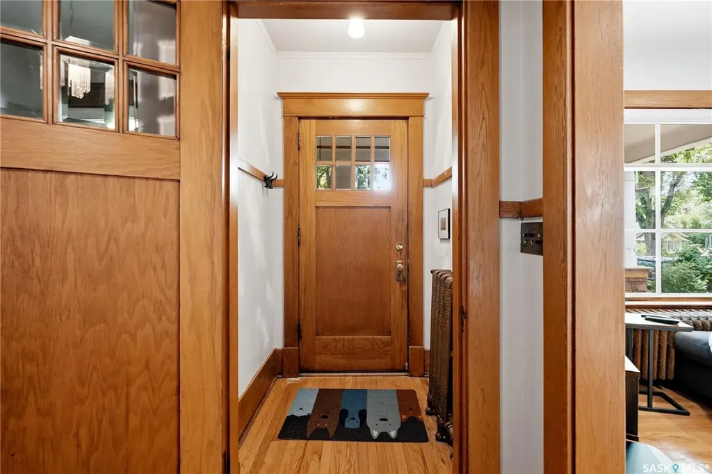 606 Bedford Road Saskatoon SK S7L 0E8