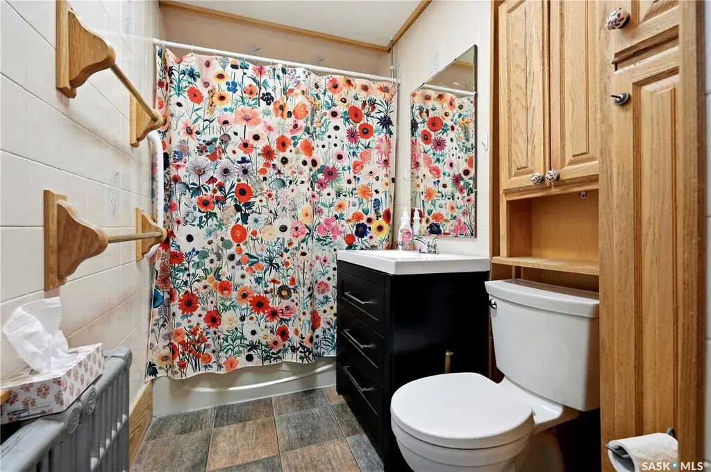 606 Bedford Road Saskatoon SK S7L 0E8