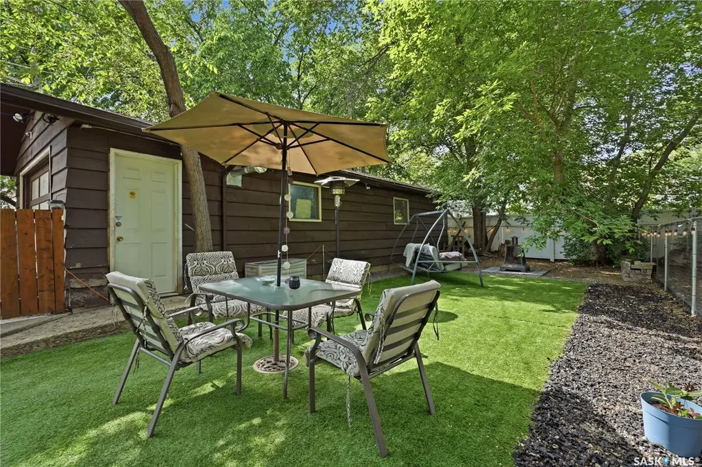 606 Bedford Road Saskatoon SK S7L 0E8