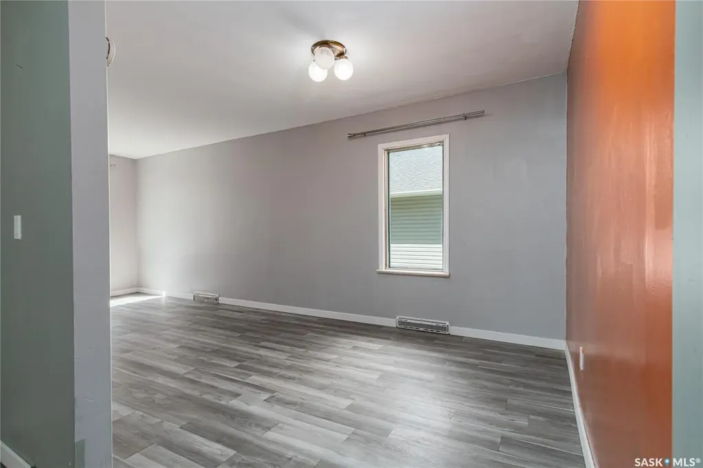 430 Duffield Street W Moose Jaw SK S6H 5H8