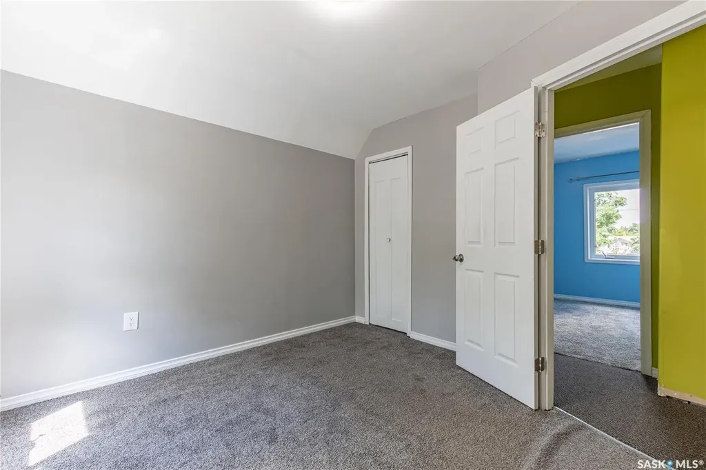 430 Duffield Street W Moose Jaw SK S6H 5H8