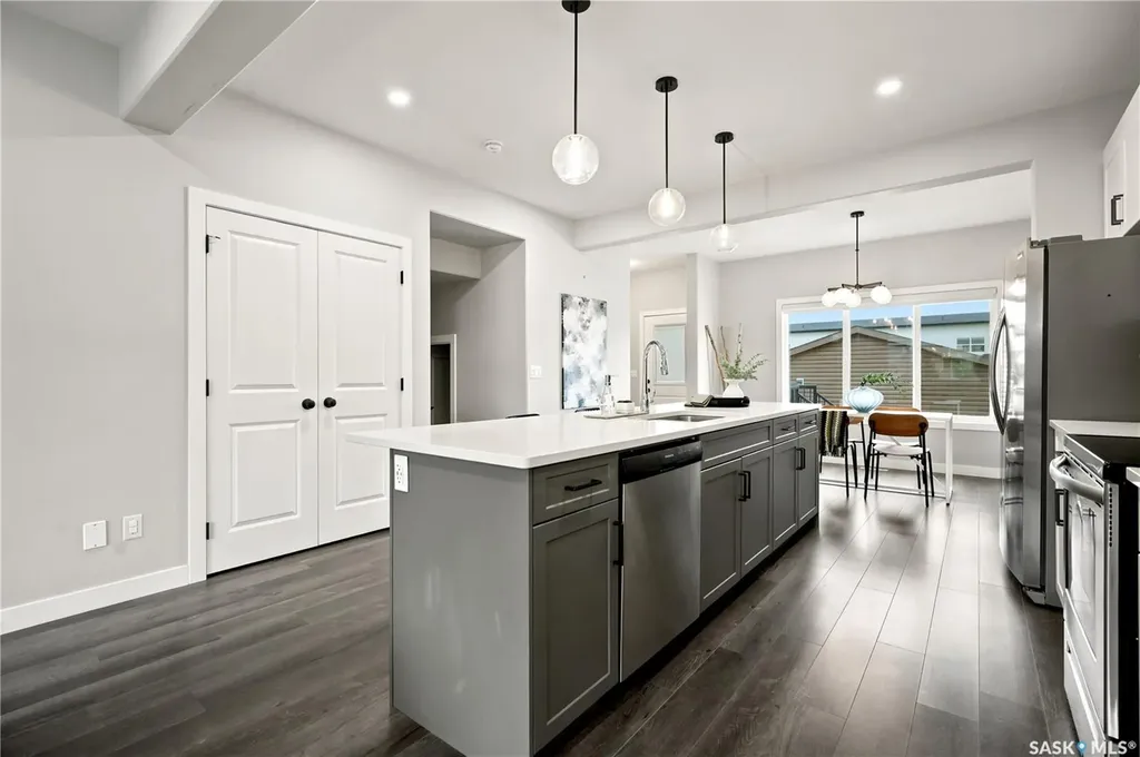 855 Mcfaull Rise Saskatoon SK S7V 0S5