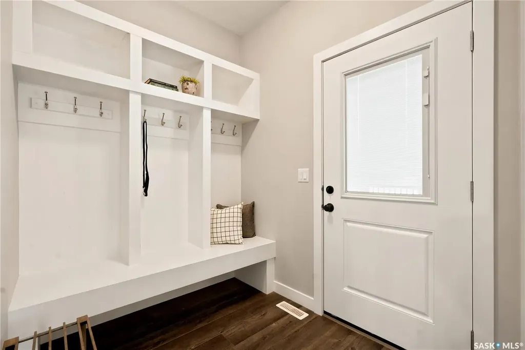 855 Mcfaull Rise Saskatoon SK S7V 0S5