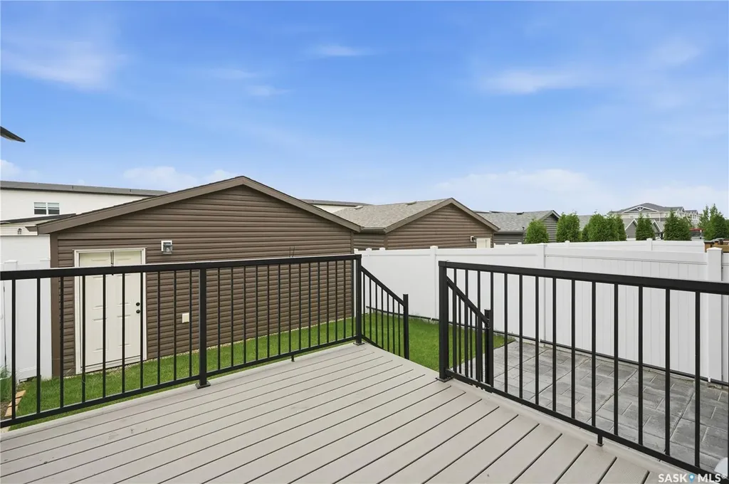 855 Mcfaull Rise Saskatoon SK S7V 0S5
