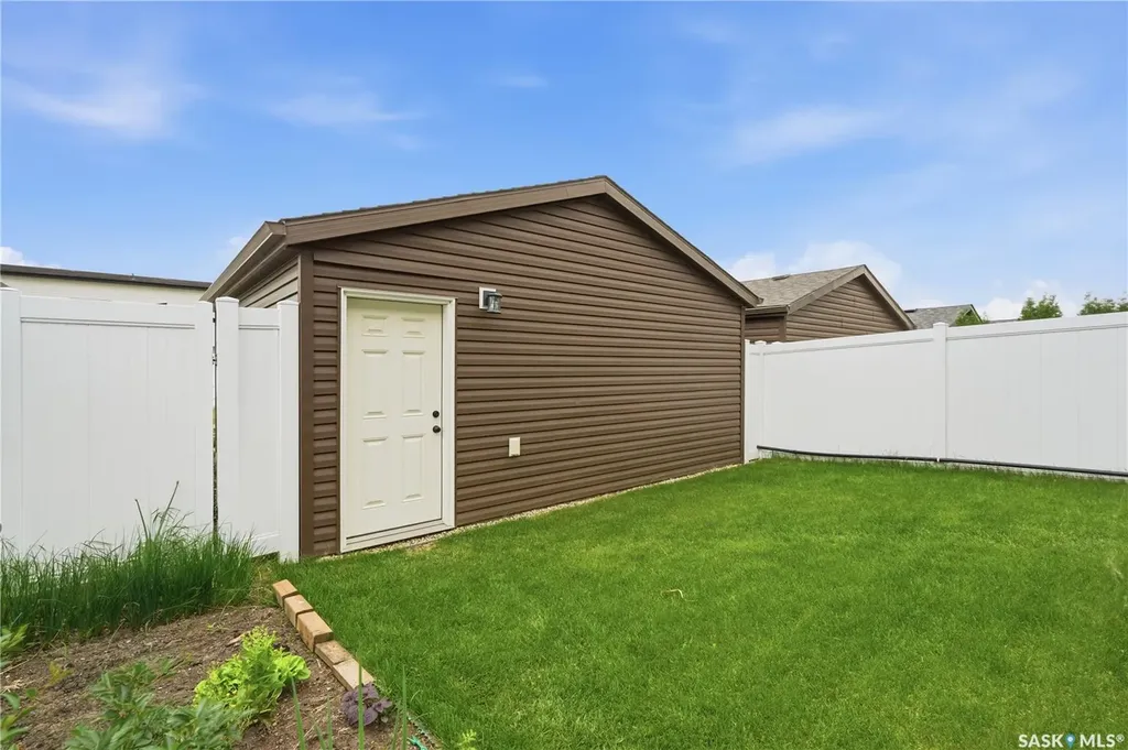 855 Mcfaull Rise Saskatoon SK S7V 0S5