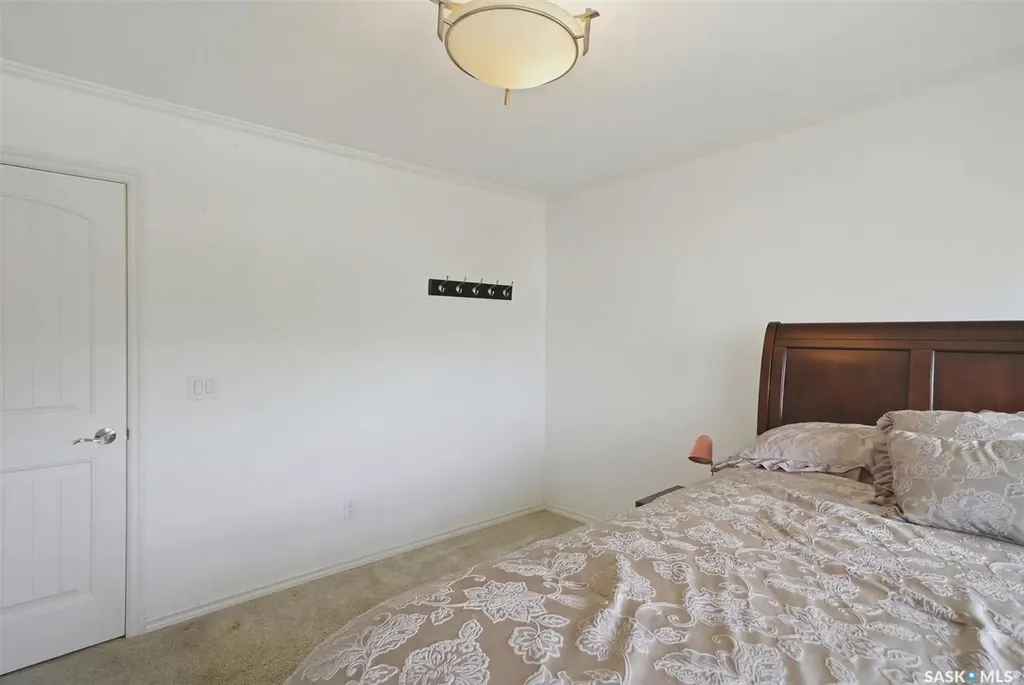 140 Shepherd Crescent Saskatoon SK S7W 0B1