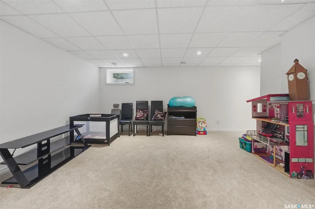 140 Shepherd Crescent Saskatoon SK S7W 0B1