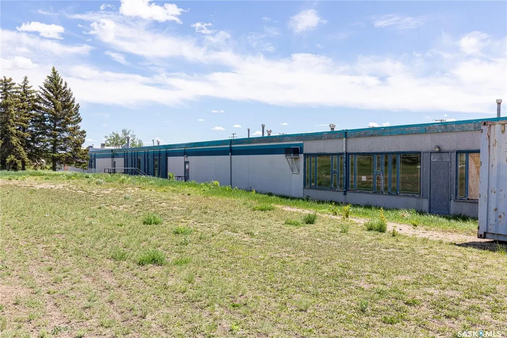 115 Coronation Drive Moose Jaw SK S6H 0G3