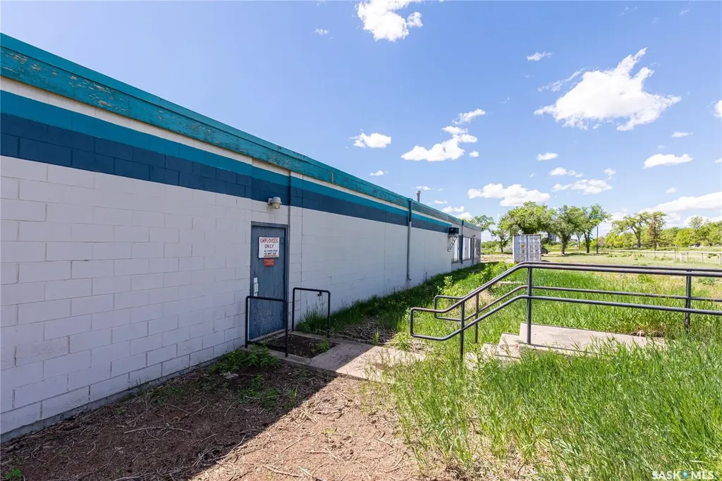 115 Coronation Drive Moose Jaw SK S6H 0G3
