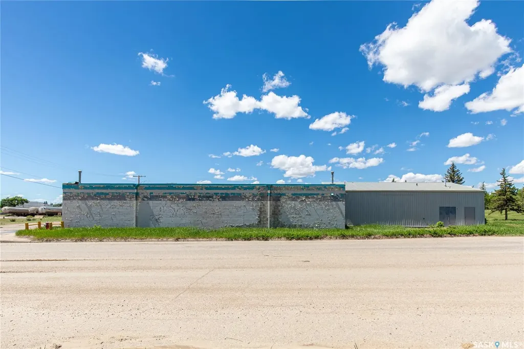 115 Coronation Drive Moose Jaw SK S6H 0G3