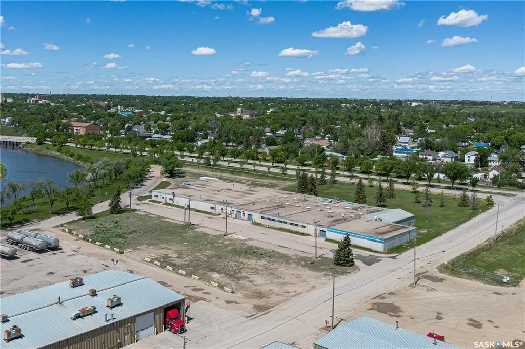 115 Coronation Drive Moose Jaw SK S6H 0G3
