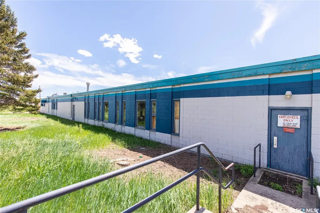 115 Coronation Drive Moose Jaw SK S6H 0G3