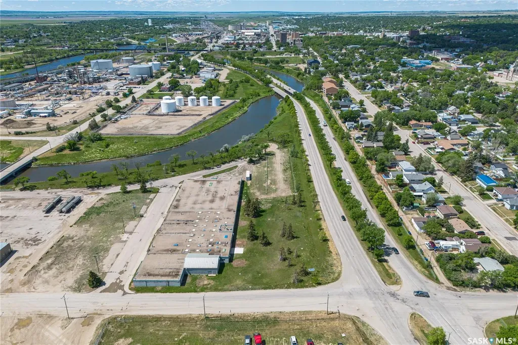 115 Coronation Drive Moose Jaw SK S6H 0G3