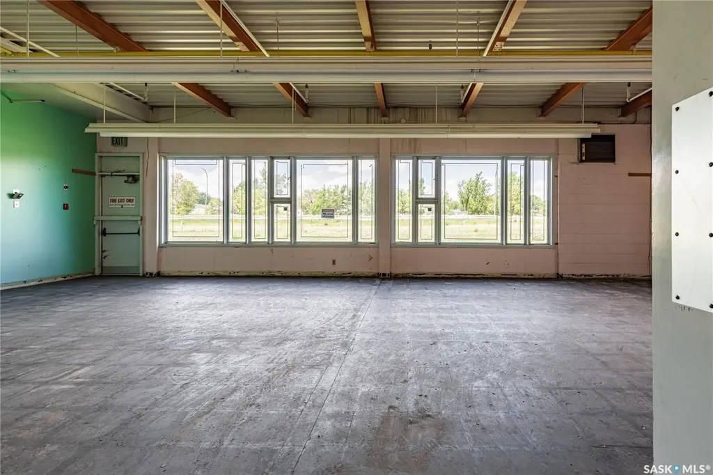 115 Coronation Drive Moose Jaw SK S6H 0G3