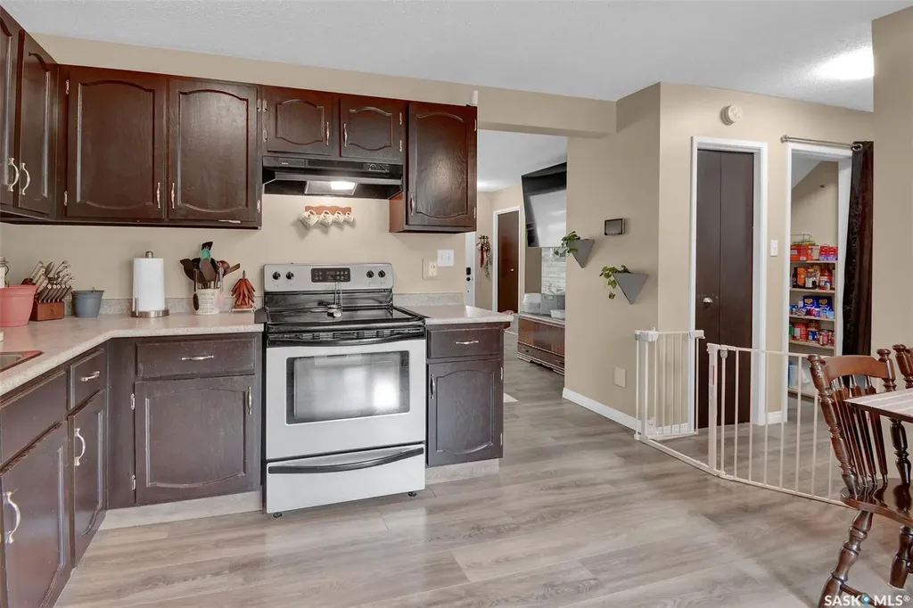 409 Lenore Drive Saskatoon SK S7K 5G6
