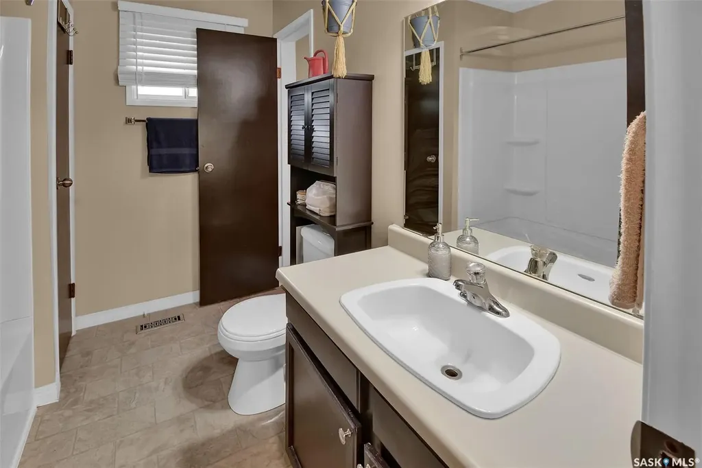 409 Lenore Drive Saskatoon SK S7K 5G6