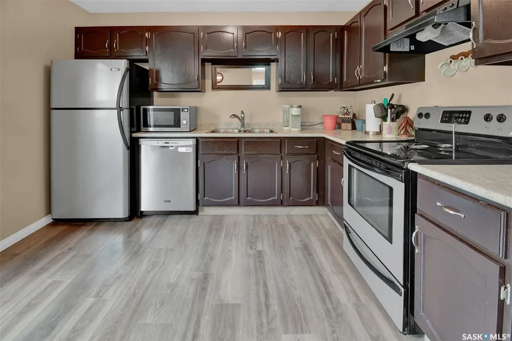 409 Lenore Drive Saskatoon SK S7K 5G6