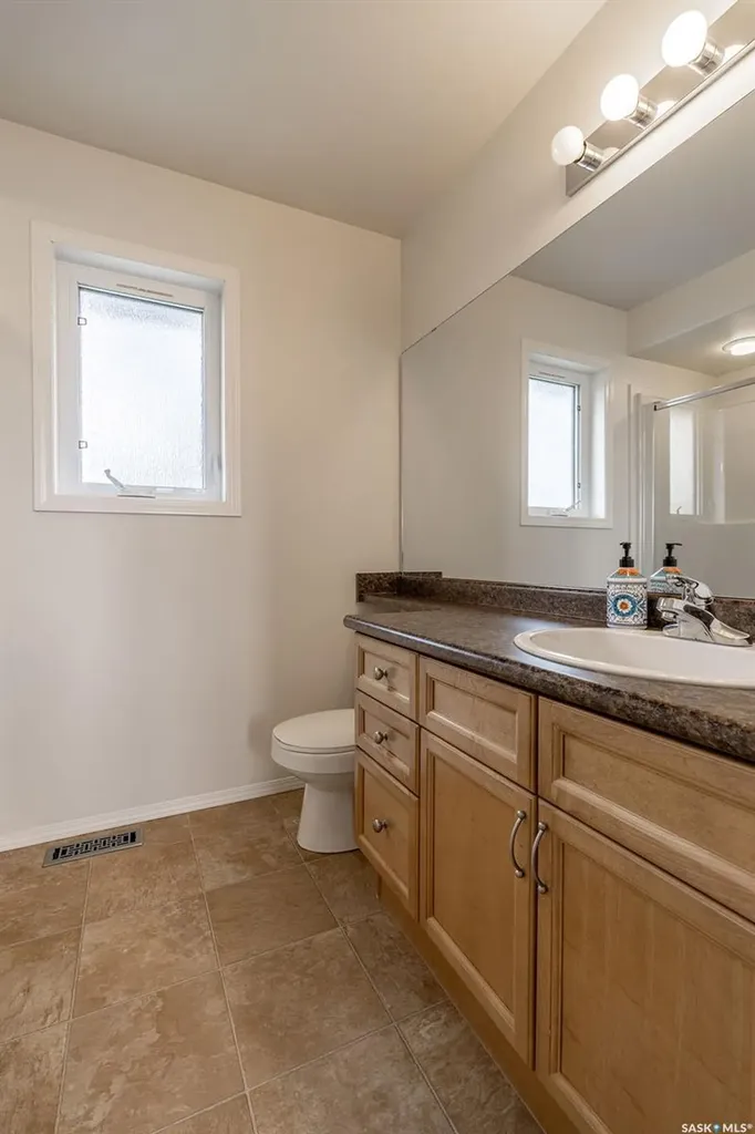 123 Borlase Cove Saskatoon SK S7T 0B7