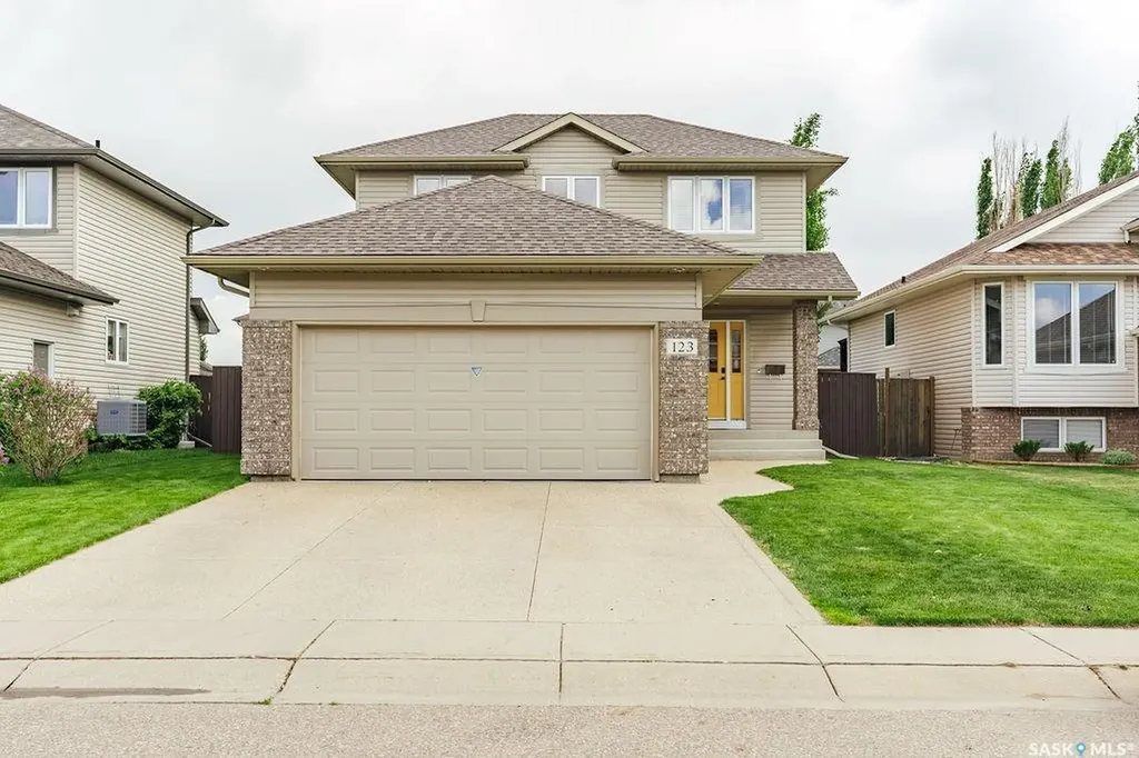 123 Borlase Cove Saskatoon SK S7T 0B7