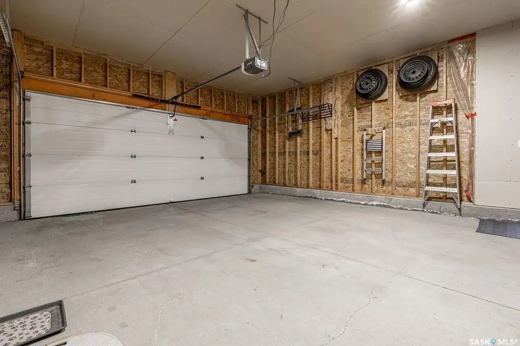 123 Borlase Cove Saskatoon SK S7T 0B7
