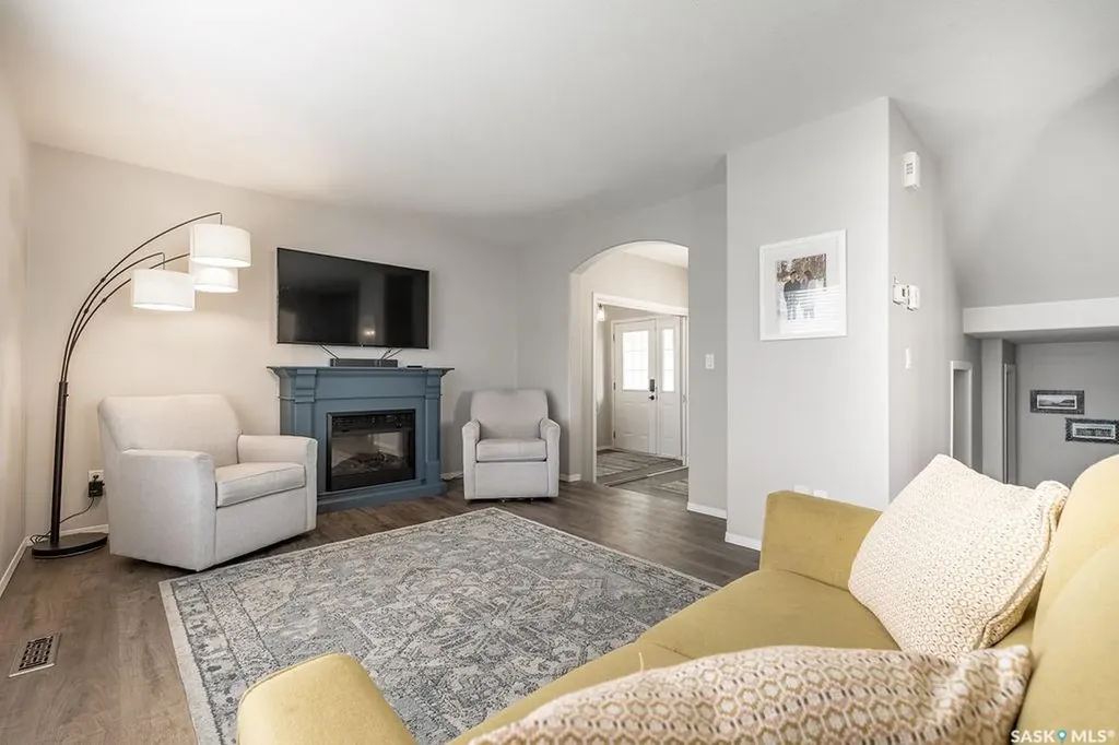 123 Borlase Cove Saskatoon SK S7T 0B7