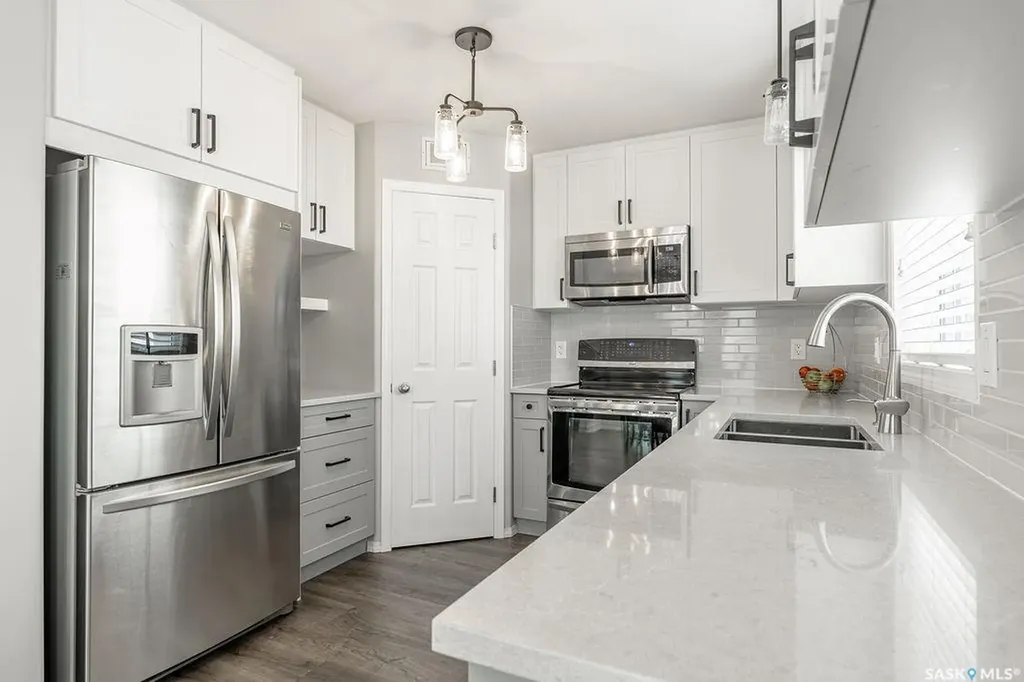 123 Borlase Cove Saskatoon SK S7T 0B7