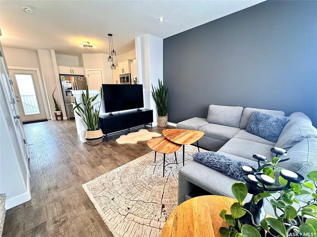 7937 Flax Avenue Regina SK S4Y 0E6