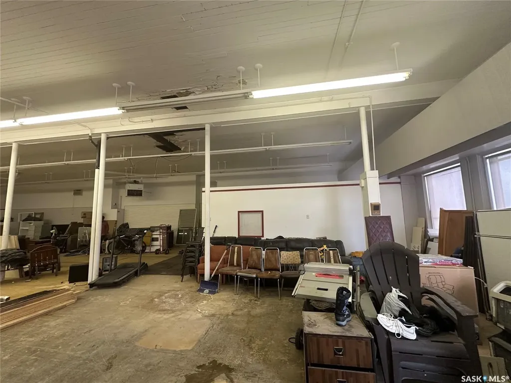 136 Center Street Assiniboia SK S0H 0B0
