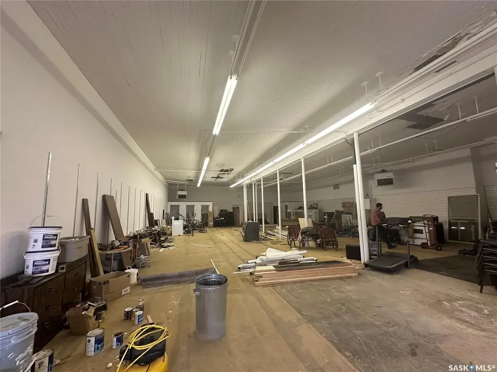 136 Center Street Assiniboia SK S0H 0B0